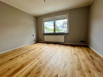 Trier-Ruwer | große Dachterrasse| ca. 104 m² | - Schlafzimmer