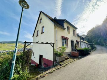 Kröv-Kövenig | Einfamilienhaus | große Halle | ca. 140 m² Wfl | ca. 604 m² Gfl |, 54536 Kröv-Kövenig, Einfamilienhaus