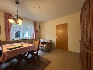 Kröv-Kövenig | Einfamilienhaus | große Halle | ca. 140 m² Wfl | ca. 604 m² Gfl | - Esszimmer