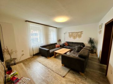 Wohnzimmer - Wittlich | ca. 125 m² Wfl. | 2 Terrassen | Garage | Stellplatz | ausbaubarer Speicher